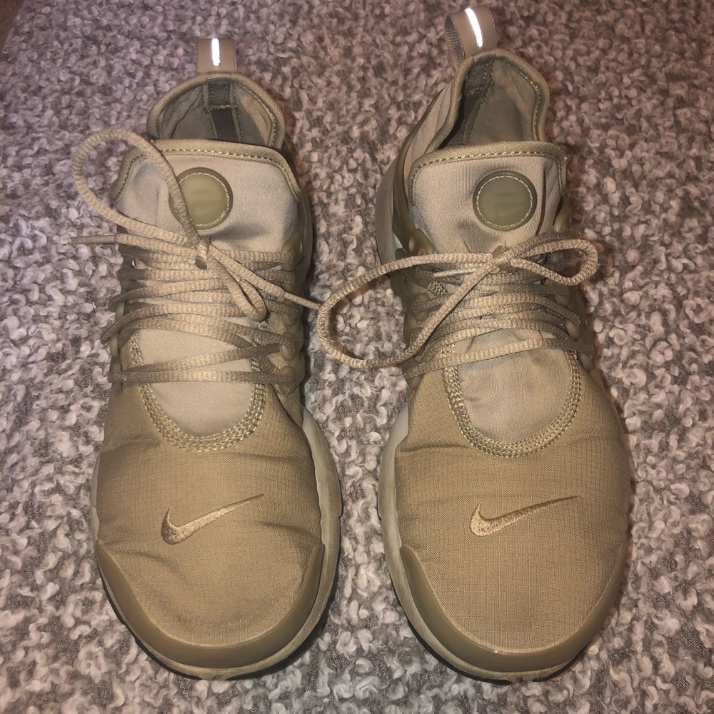 Tan nike presto size 10 women’s
